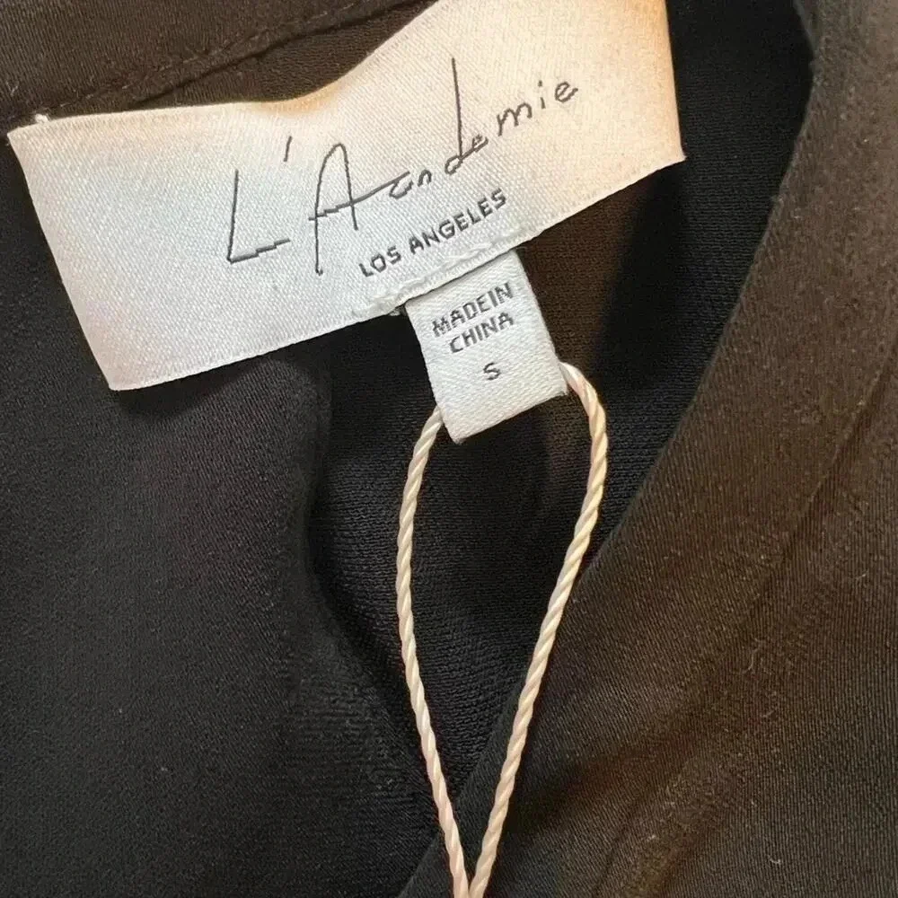 NWT L'ACADEMIE The Weronika Crop Top in‎ Black